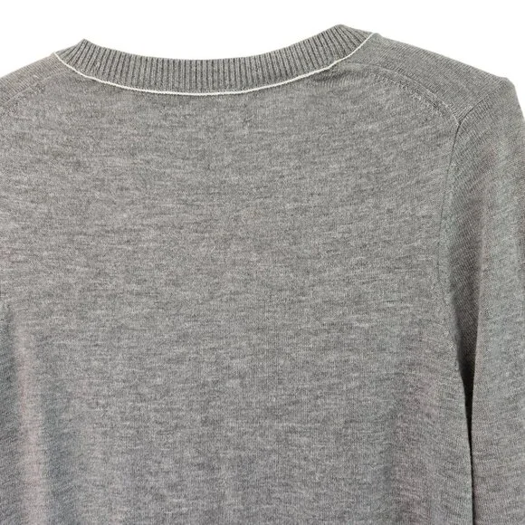 Banana Republic Long Sleeve Button Down V-Neck Cardigan Sweater Grey - Picture 10 of 14